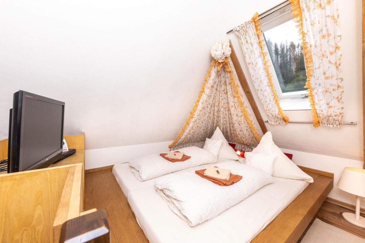 Gaestehaus Schwarzenauer Muehle Bad Berleburg Extérieur photo